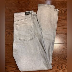 Levi’s Hi Rise Skinny Jeans Light Grey Wash